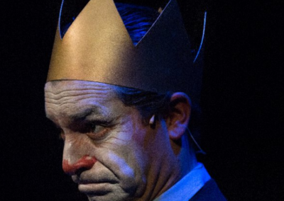 La vie et la mort de J. Chirac, roi des Français©