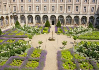 Abbaye des Prémontrés, Jardin du cloître