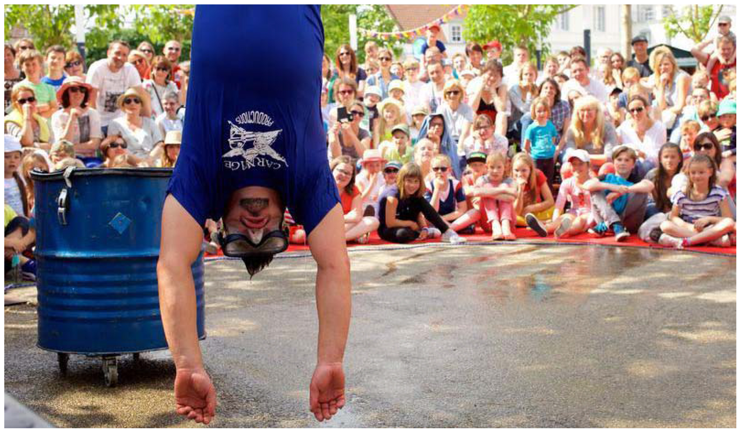 Les demi-frères Grumaux, Carnage Productions Les demi-frères Grumaux, Carnage Productions