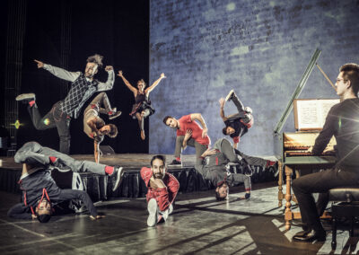 Flying Steps, Flying Bach