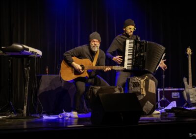 BOUGRR ! Voleurs de chansons