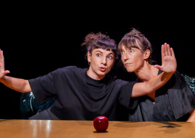 La Pomme Empoisonnée