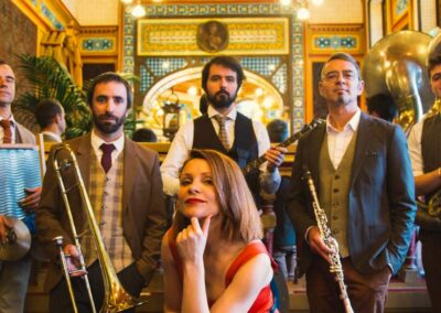 1-TheSassySwingers%C2%A9MathieuEzan.jpg 1-TheSassySwingersMathieuEzan.jpg