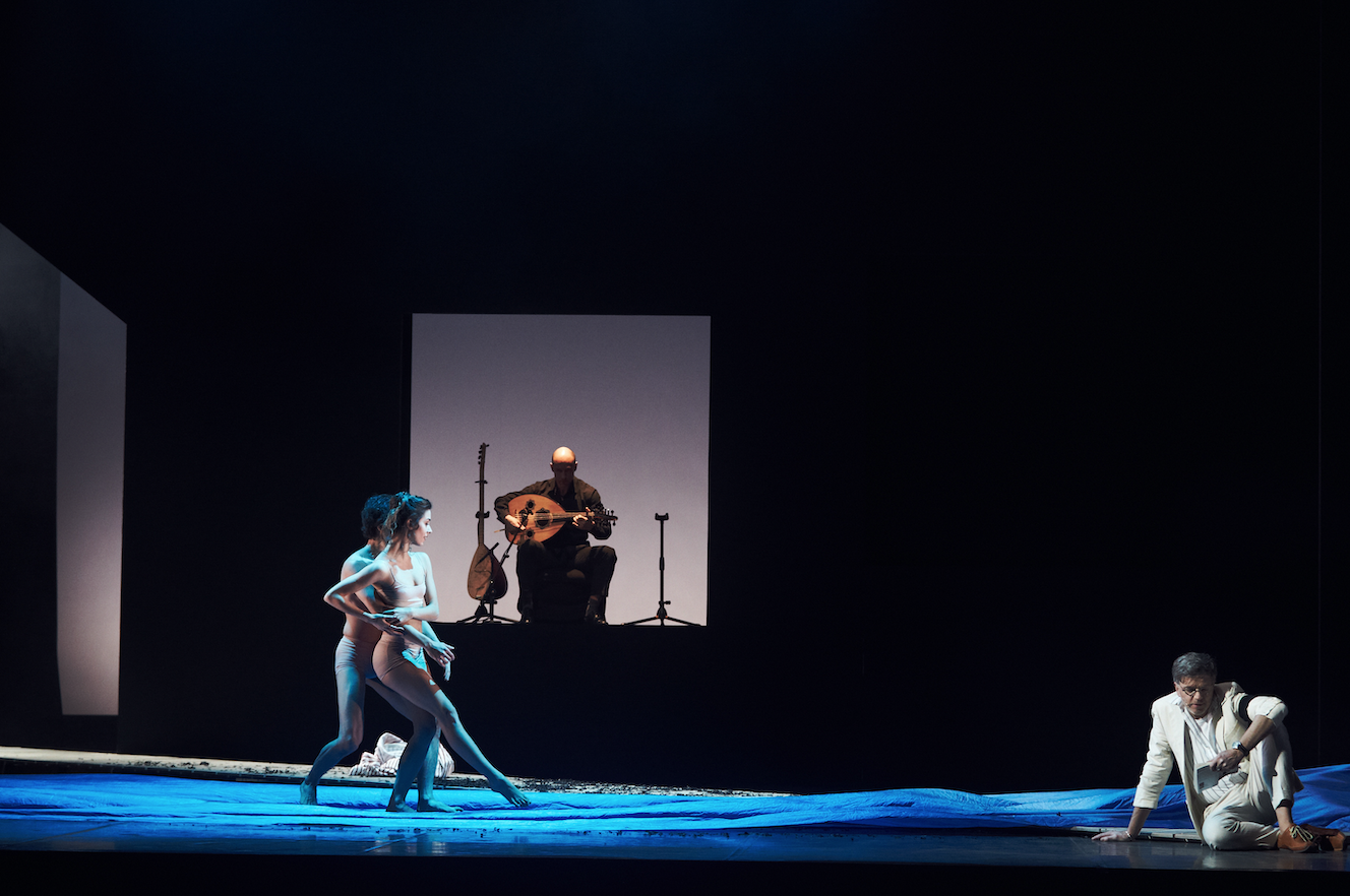 L’Étranger © William Bonbon